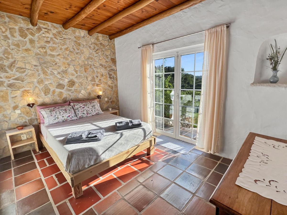 Bed and Breakfast Quinta Mourada Sao Bartolomeu dos Galegos e Moledo Екстер'єр фото